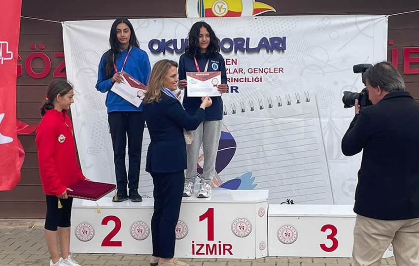 Okul Sporları Türkiye Şampiyonu Sporcumuz Bilge Su Özakar